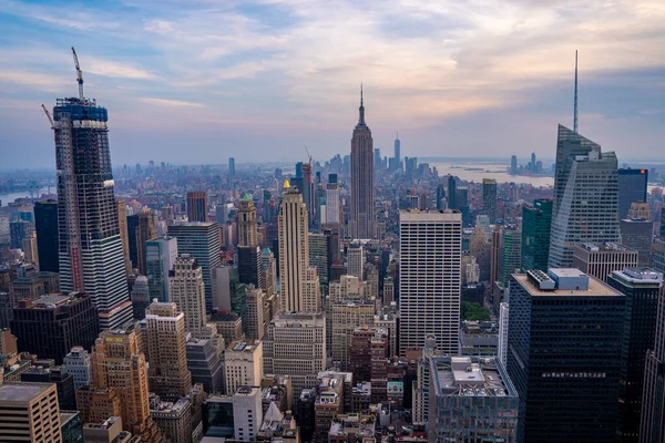 Вид Закат Нью Йорка Сити Менеджерами Небоскребами Манхэттена — стоковое фото