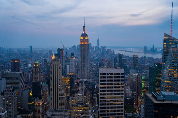 New York City Nachtelijke Skyline Met Stadsgezicht Wolkenkrabbers Manhattan — Stockfoto