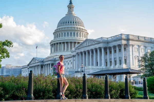 Washington 2019 Május Fiatal Lány Felfedező Washington Egyesült Államok Capitol — Stock Fotó
