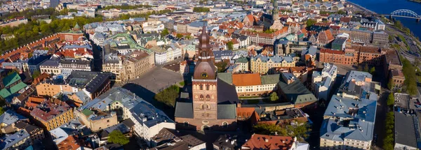 Riga Lotyšsko Riga Cityscape Sunny Summer Day Slavný Památník Riga — Stock fotografie