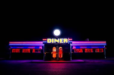 Neon ışıkları ile gece Amerikan Diner