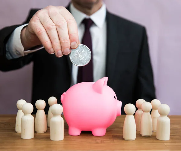 Business Concept Businessman Paying Contributingan Employee Salary Pension Tax Bonus — Stock Photo, Image