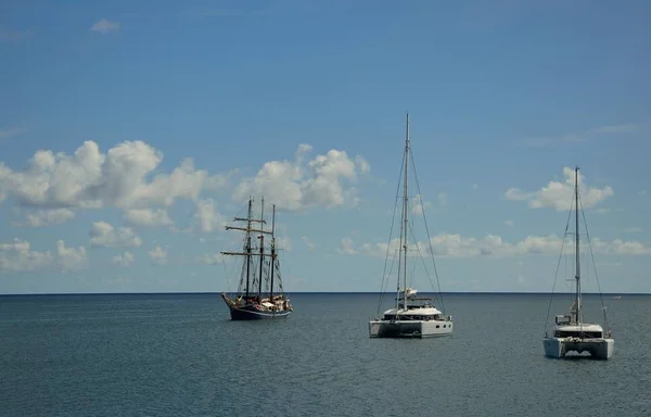 Veleros en la Bahía — Foto de Stock