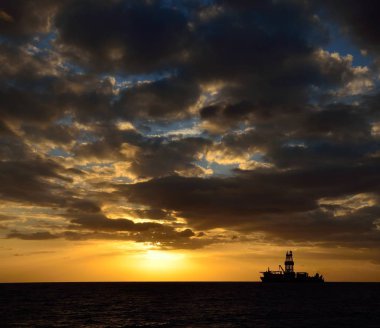 Deniz kıyısından inanılmaz gün doğumu