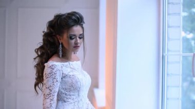 Dolly yavaş poz güzel genç gelin