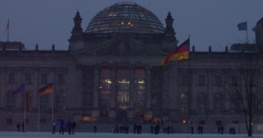 Onun modern kubbede 25 Ekim 2011, Berlin, Almanya ile in Berlin Reichstag tarihi