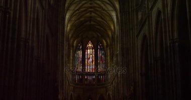 Windows Saint Vitus Katedrali, Prag Kalesi içinde lekeli yüksek tavan