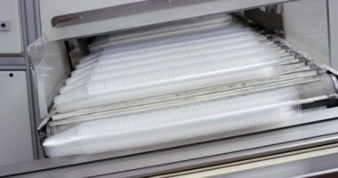 Polimer paket tesisat oluşturun. Plastik üretimi için gıda depolama.