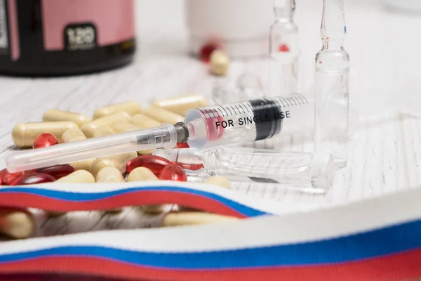 tabletler, hap ve russ ile ilaç veya ilaç doping şırınga