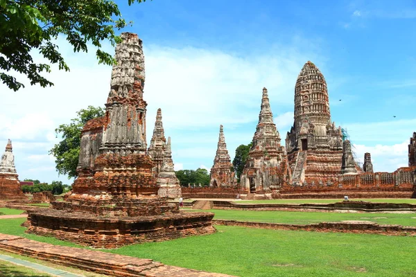 Lugar antigo no parque histórico de ayutthaya — Fotografia de Stock