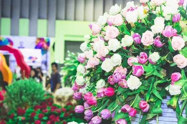 Hermoso jardín de flores —  Fotos de Stock