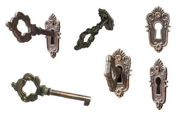 Vintage kulcs és kulcs lyukon elszigetelt fehér — Stock Fotó