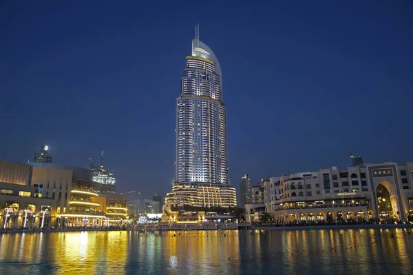 Beautiful famous downtown area in Dubai at night, , — Stock Photo, Image