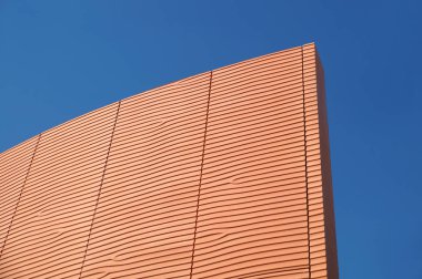 Modern kentsel mimari, soyut dalga cephe