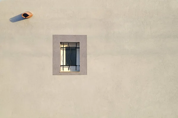 白い壁のモダンなウィンドウ — ストック写真