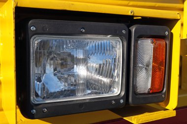 Traktör far, ayrıca Traktörler, Ekskavatör, yükleyici ve diğer makineleri için ışık cihazları ile büyük makine üzerindeki spot, seçici odak odaklı.