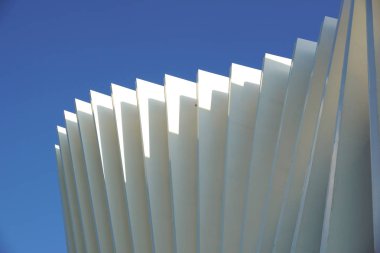 Metalik inşaat. Modern yapıları Metal .