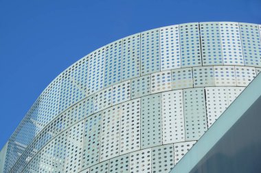 cam panel çatı ile bina modern tasarım ofisi