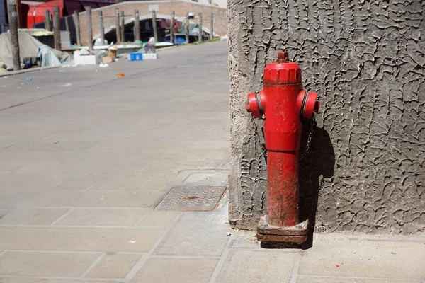 Alter Roter Feuerhydrant Der Straße Brandschutz Für Den Notfall — Stockfoto