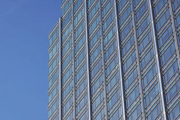 ロンドン イギリス 2017 キャナリー ワーフは ロンドンの つの主要なビジネス地区の 近所は全体のロンドンのスカイラインを形成するオフィス建物が点在 — ストック写真