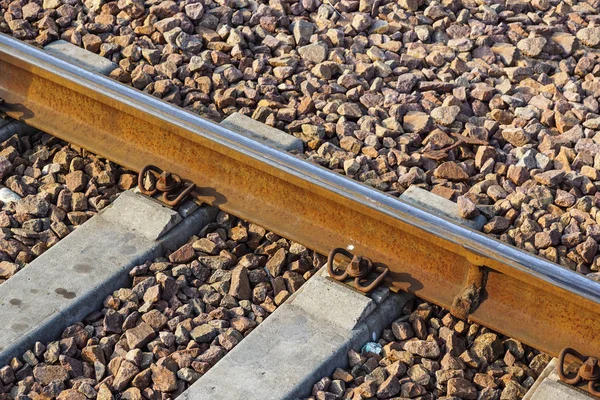 Hierro Tren Oxidado Detalle Ferroviario Sobre Piedras Oscuras Carril —  Fotos de Stock