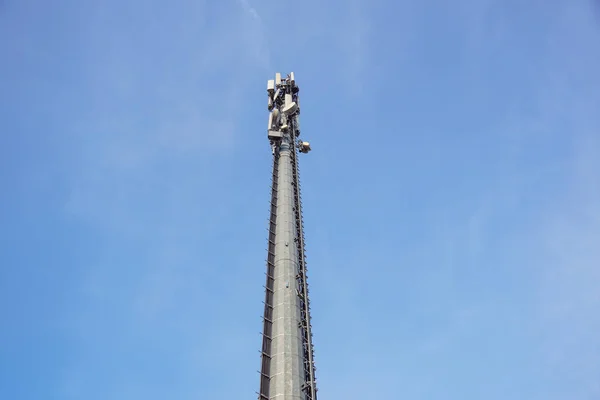 Communicatie Toren Met Antennes Zoals Een Mobiele Telefoon Toren Cellphone — Stockfoto