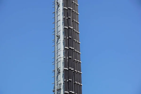 Torre Industrial Escadas Contra Céu Azul — Fotografia de Stock
