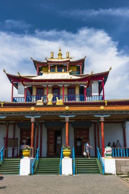 Merdivenlere bir Budist tapınağı