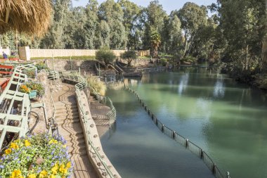 Sabah Ürdün Nehri üzerinde