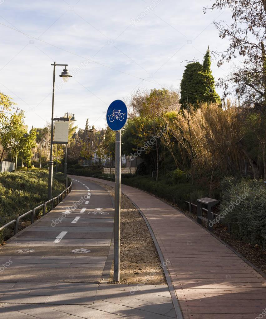 Bike path instead of the railroad