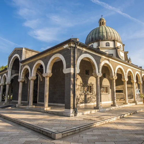 O templo na margem do mar da Galiléia — Fotografia de Stock