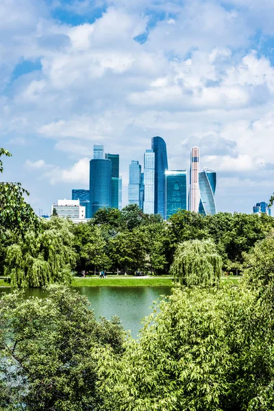 Şehir Parkı ve iş çeyrek