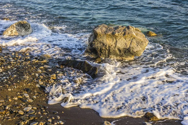 Deniz köpüğü sörf