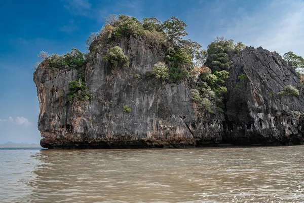 Malé Skalnaté Ostrovy Zátoce Phang Nga Blízkosti Ostrova Phuket Jihu — Stock fotografie