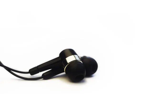 Fones Ouvido Pequenos Isolados Fundo Branco Conceito Audição Musical — Fotografia de Stock