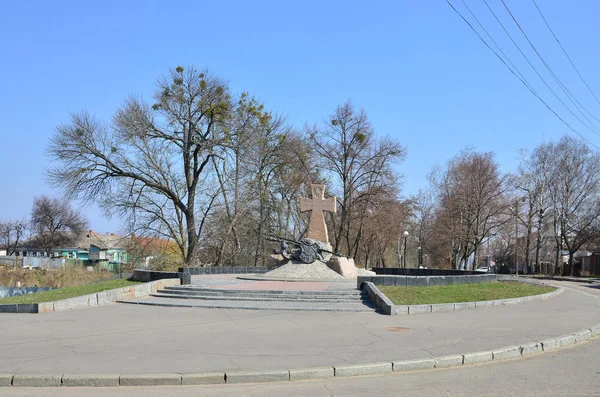 O monumento aos cossacos ucranianos, que morreram na Poltava — Fotografia de Stock