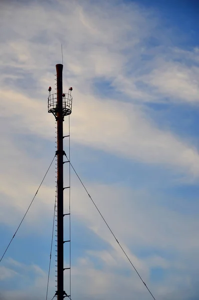 Tubo Vapor Chimenea Metal Alto Planta Fabricación Industrial Bajo Cielo —  Fotos de Stock