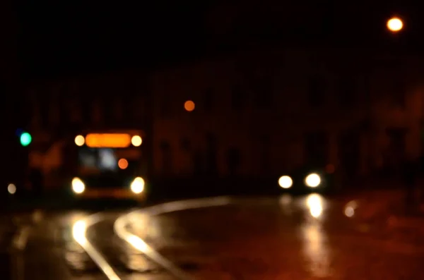 Scène Nocturne Floue Circulation Sur Chaussée Image Déconcentrée Voitures Voyageant — Photo