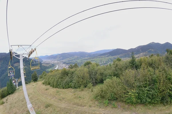 Sistema Teleférico Fundo Monte Makovitsa Uma Das Montanhas Cárpatas — Fotografia de Stock