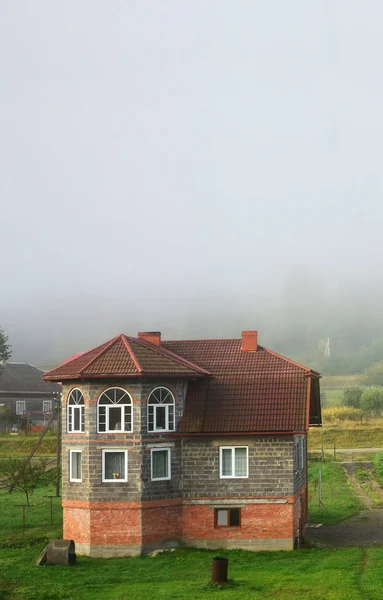 Apartment Building Front Thick Layer Fog Living Mountainous Area Carpathians — Stock Photo, Image