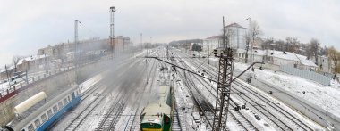 Güney Demiryolu İstasyonu demiryolu, Kharkiv yatay izler. Sanatsal bozulma ile balıkgözü fotoğraf