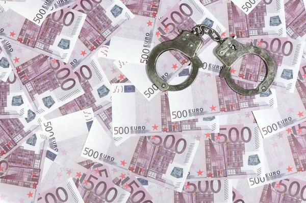 Наручники Фоне Пятисот Евро Финансовая Преступность Грязные Деньги Коррупция 500 — стоковое фото