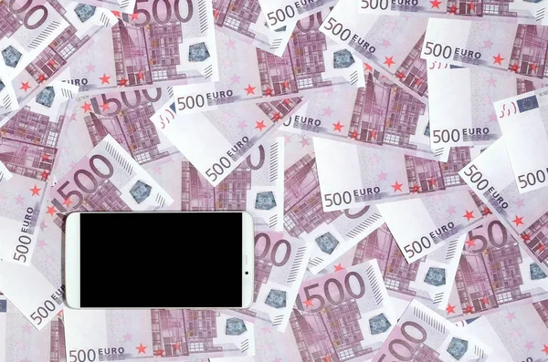 Billetes 500 Euros Morados Smartphone Con Pantalla Negra Copiar Espacio —  Fotos de Stock