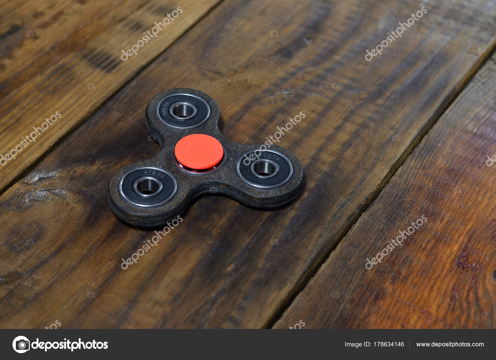 wooden fidget spinner