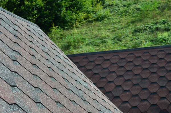 Die Beschaffenheit Des Daches Mit Bitumenschicht Raues Bituminöses Mosaik Aus — Stockfoto