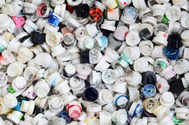 Bir desen çok kullanılan ve sprey boya ile sprey kutular başlıklarından kirli. Arka plan doku duvar grafiti çizim sokak sanatı