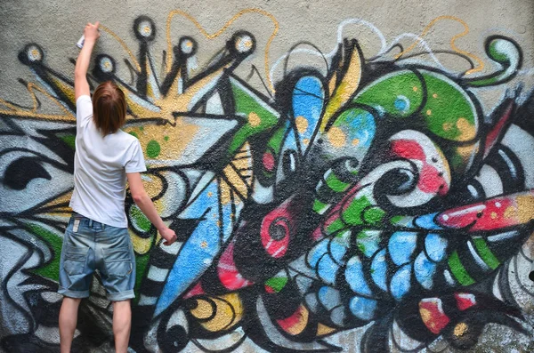 Foto Het Proces Van Een Graffiti Patroon Puttend Uit Een — Stockfoto