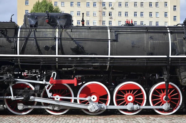 Rodas Vermelhas Velha Locomotiva Vapor Preta Urss Rodas Antigo Comboio — Fotografia de Stock