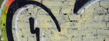 Eski duvar rengi grafiti çizim kırmızı sprey boya boyalı. Duvar yazılarını ve sokak sanat çizim Tema arka plan görüntüsü