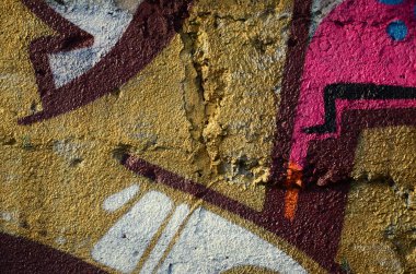 Eski duvar rengi grafiti çizim kırmızı sprey boya boyalı. Duvar yazılarını ve sokak sanat çizim Tema arka plan görüntüsü